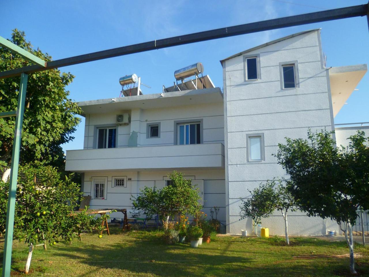 Vila Dura Ксамил Экстерьер фото